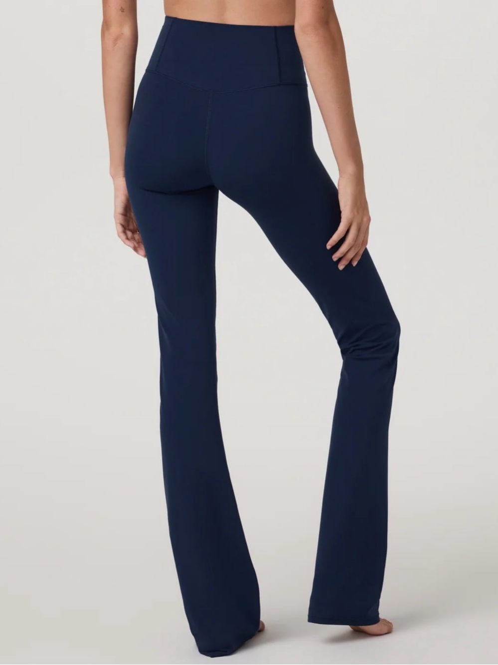 Vuori AllTheFeels Navy Slim Flare Active Pants NWOT large - Picture 3 of 8